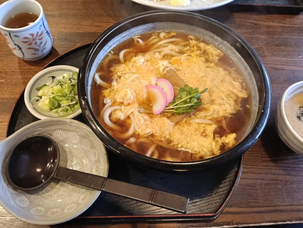 碧南市　うどん　新実